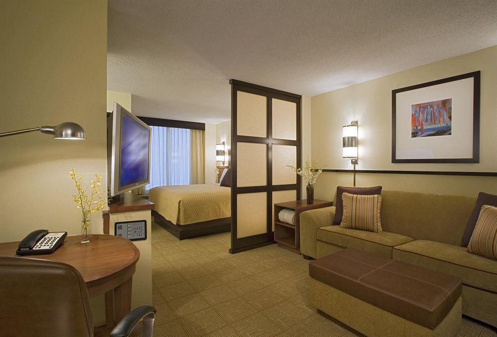 Hyatt Place Atlanta/Cobb Galleria Smyrna Room photo